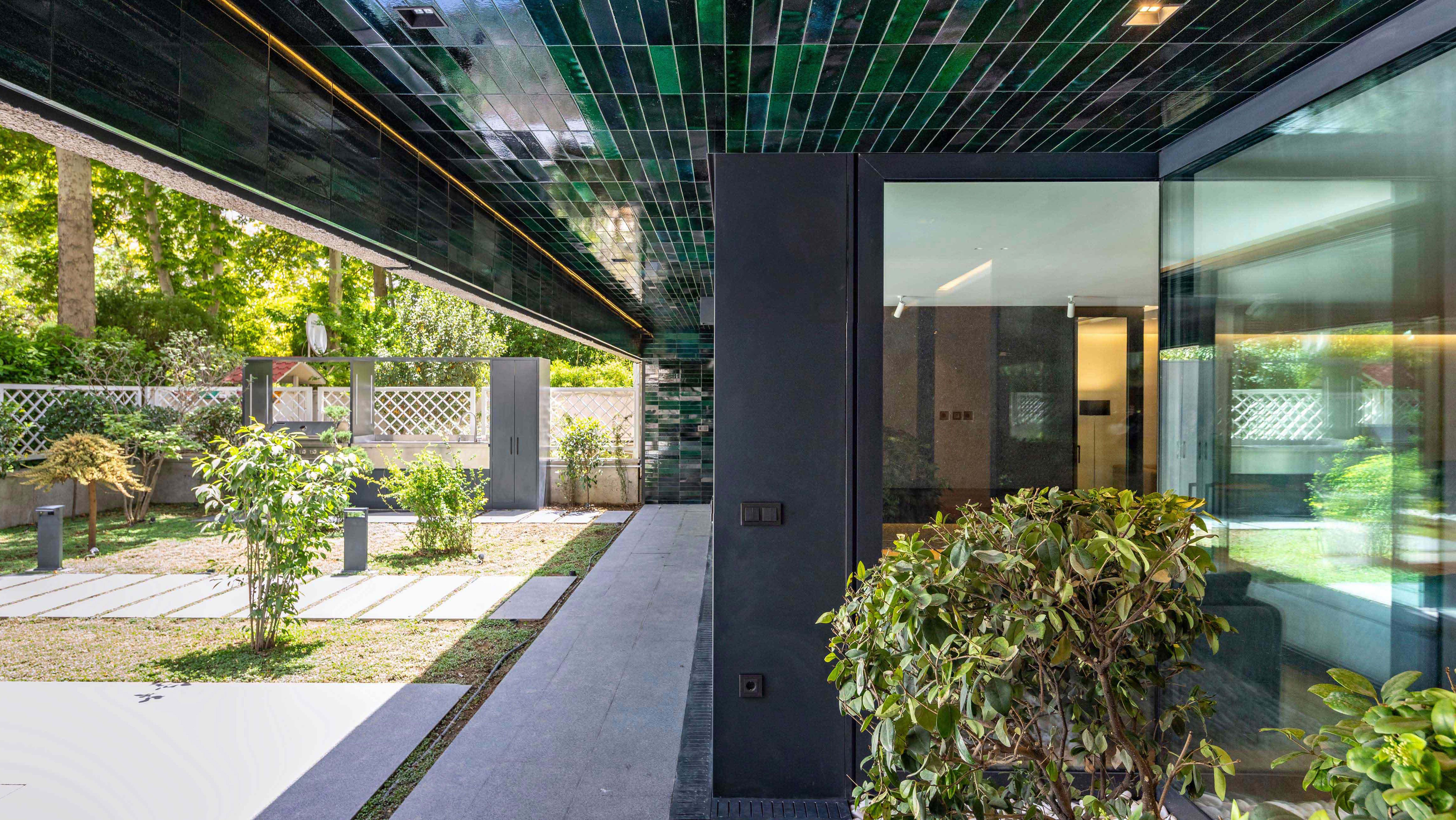 00--Welcoming-Page-18