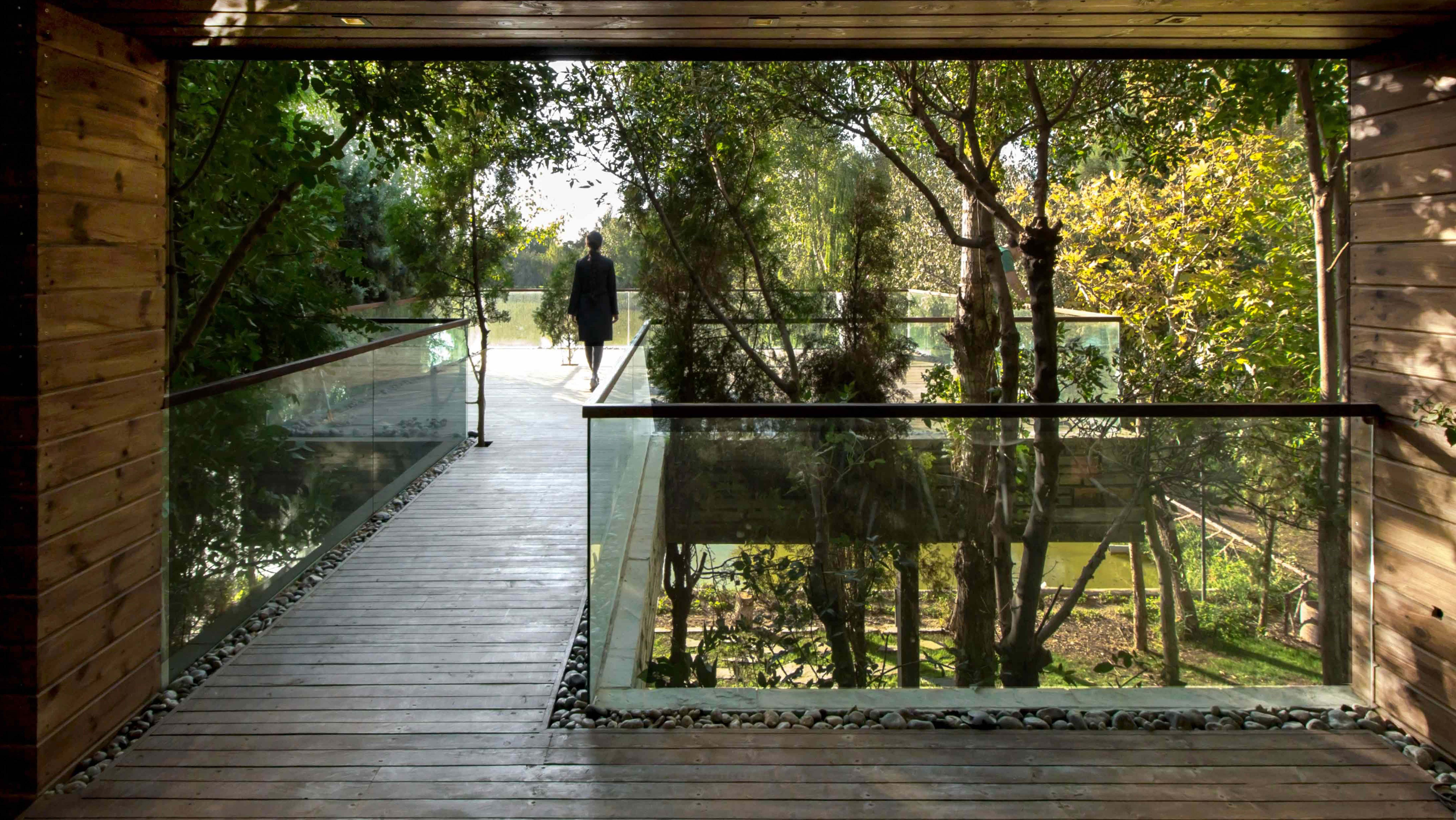 00--Welcoming-Page-08