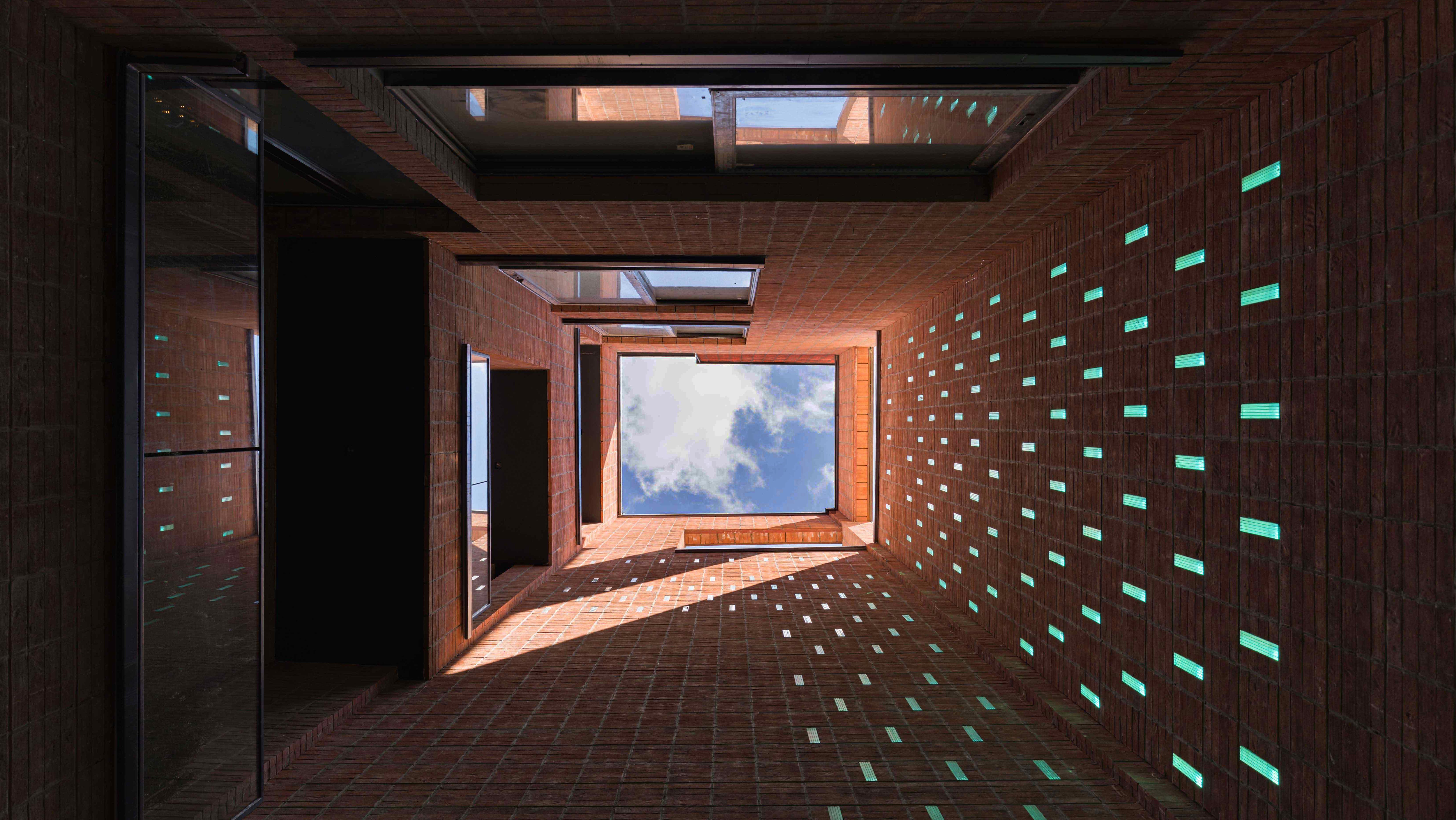 00--Welcoming-Page-12